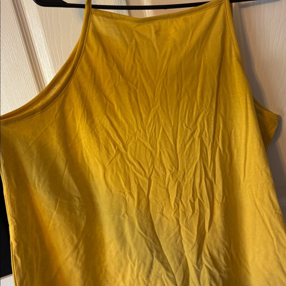 High Neck Tank - Picture 5 of 5